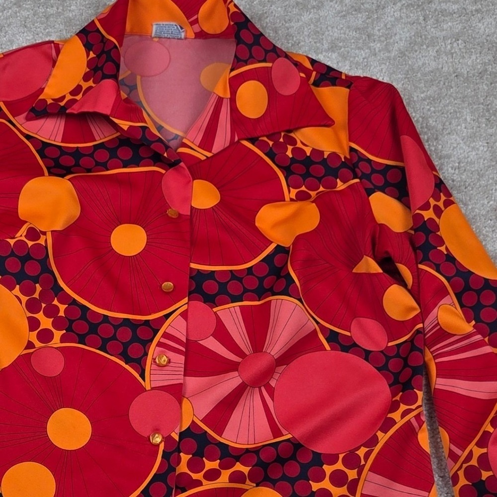 Vintage 70s Pykettes Blouse Wide Collar Psychedelic Sun Polka Dot Shirt Large